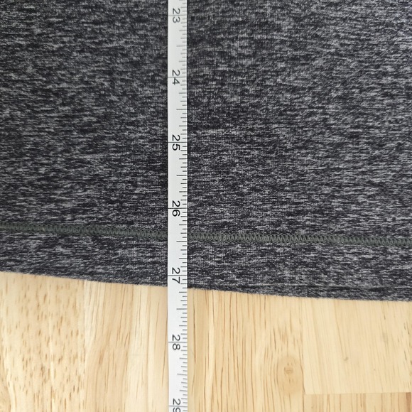 Lululemon‎ Shirt Womens 10 Gray Heather V Neck Long Sleeve Split Hem Yoga Casual - Picture 5 of 11